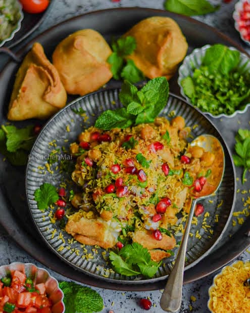 Samosa Chat